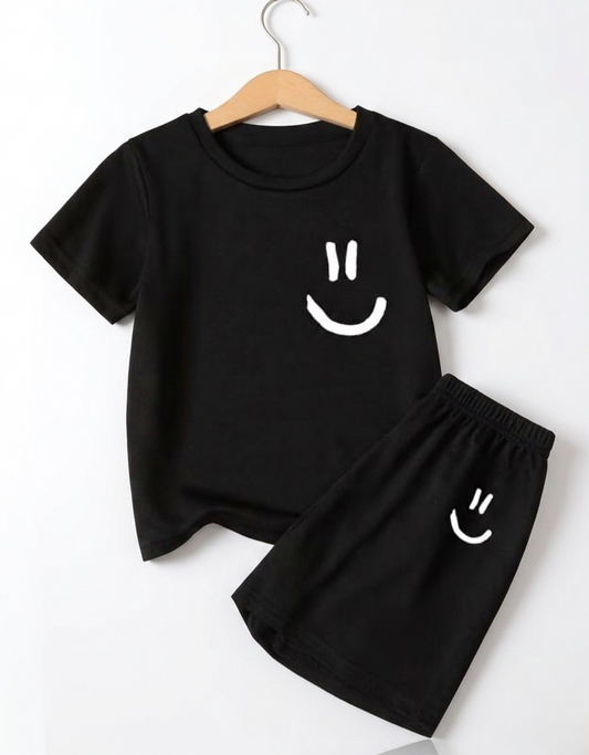Minimal Smiley Black Nicker Shirt